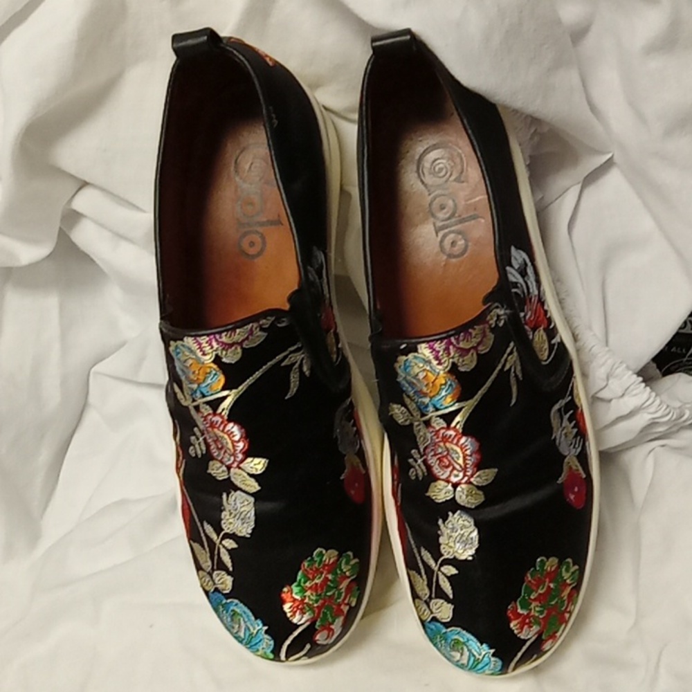 Beautiful Flower Tennis shoe